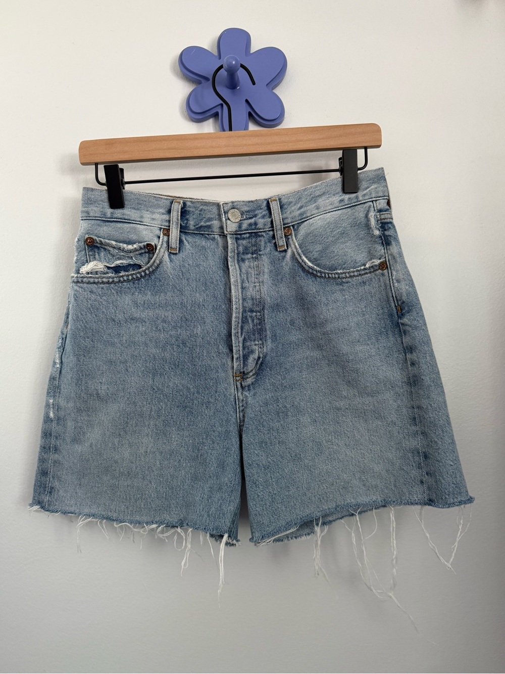 Agolde 25 90’s Shorts Force Organic Cotton Cut Off Light Wash Modest Relaxed